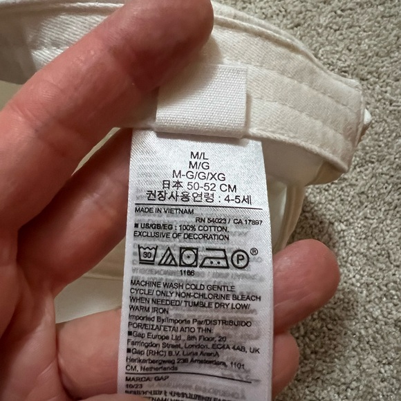 Gap Baby Toddler Baseball Hats (Size S/M, M/L) - Picture 6 of 10